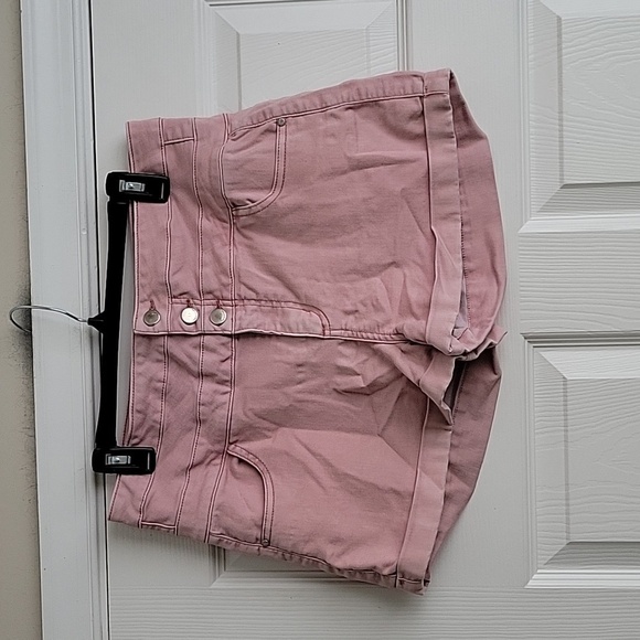 Tinseltown High Rise Shorts - Picture 1 of 12